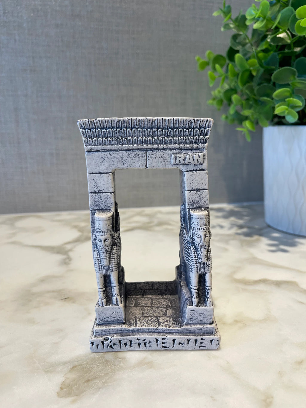 Persepolis Lamassu Statue: Gate of All Nations, Ancient History Decor