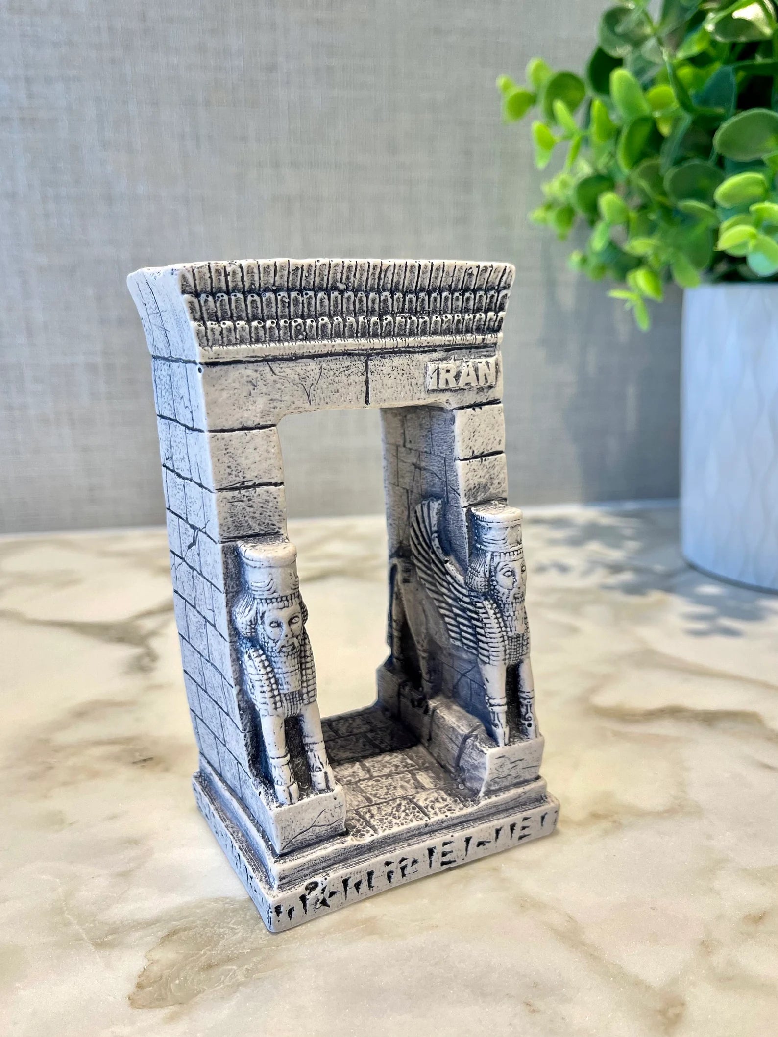 Persepolis Lamassu Statue: Gate of All Nations, Ancient History Decor