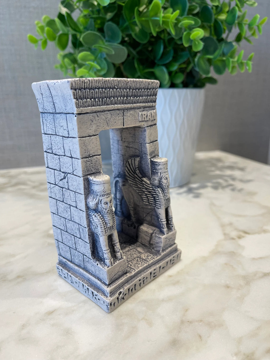 Persepolis Lamassu Statue: Gate of All Nations, Ancient History Decor